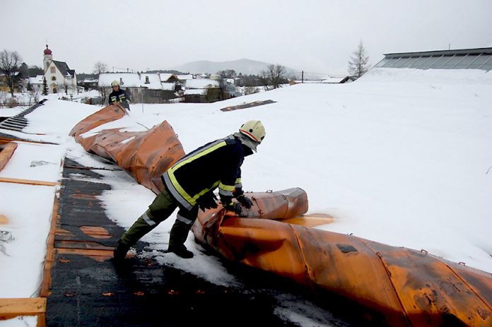 Sturmtief "Andrea" - Sturmschäden in Mieming, Foto: Freiwillige Feuerwehr Mieming